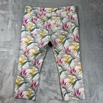Tommy Bahama Crop Pants Size Floral Print White D TW116206. Fixed Price $27.00.