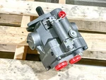 New Parker PVP3320R21 Hydraulic Pump 2000PSI Cw Rotation Cc/rev - No Box. Fixed Price $4399.95.