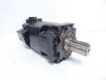 251221 New-no Box; Eaton 109-1104-006 Geroler Disc Valve Motor 95L/MIN; 303RPM. Fixed Price $843.08.