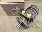 New TF0360AS010AAAB Parker Hydraulic Series Torqmotor 1" Key 2 Bolt Sae. Fixed Price $525.10.