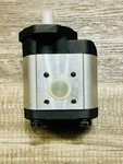 Hydraulic Gear Pump For John Deere Tractor AL156335 Direct Fit Aftermarket New. Fixed Price $250.00.