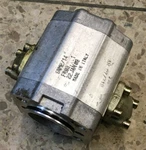 Gear Motor Sauer Sundstrand Turolla SNM2/14 FR03...1 Hydraulic 14CM 3/U. Fixed Price $230.94.