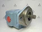 Parker PGM020 Hydraulic Motor P/n: 3089113133. Fixed Price $745.00.
