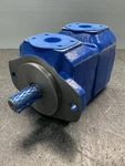 Vickers 327627-3 25M65A-1C20 Hydraulic Vane Motor. Fixed Price $999.00.
