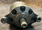 Parker Hydraulic Motor Pump 23623 B 10-164-S Splined Shaft Hole Mounting. Fixed Price $909.99.