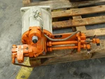 Shibaura HTM350G-S-12 Large Hydraulic Motor T146357. Fixed Price $1155.00.