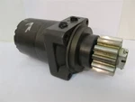 Rr Usa Inc. M+s Hydraulic HWVNP470T4U-01/2, Wheel Motor W/gear. Fixed Price $700.00.