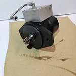 Foss Hydraulic Motor #992254 Spicer Dana (from Genie 1255768GT). Fixed Price $729.99.